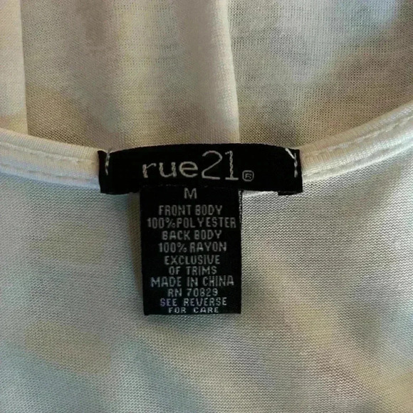 Rue21 floral blouse with gold zipper closure adjustable 3/4-full length sleeves - Picture 3 of 5